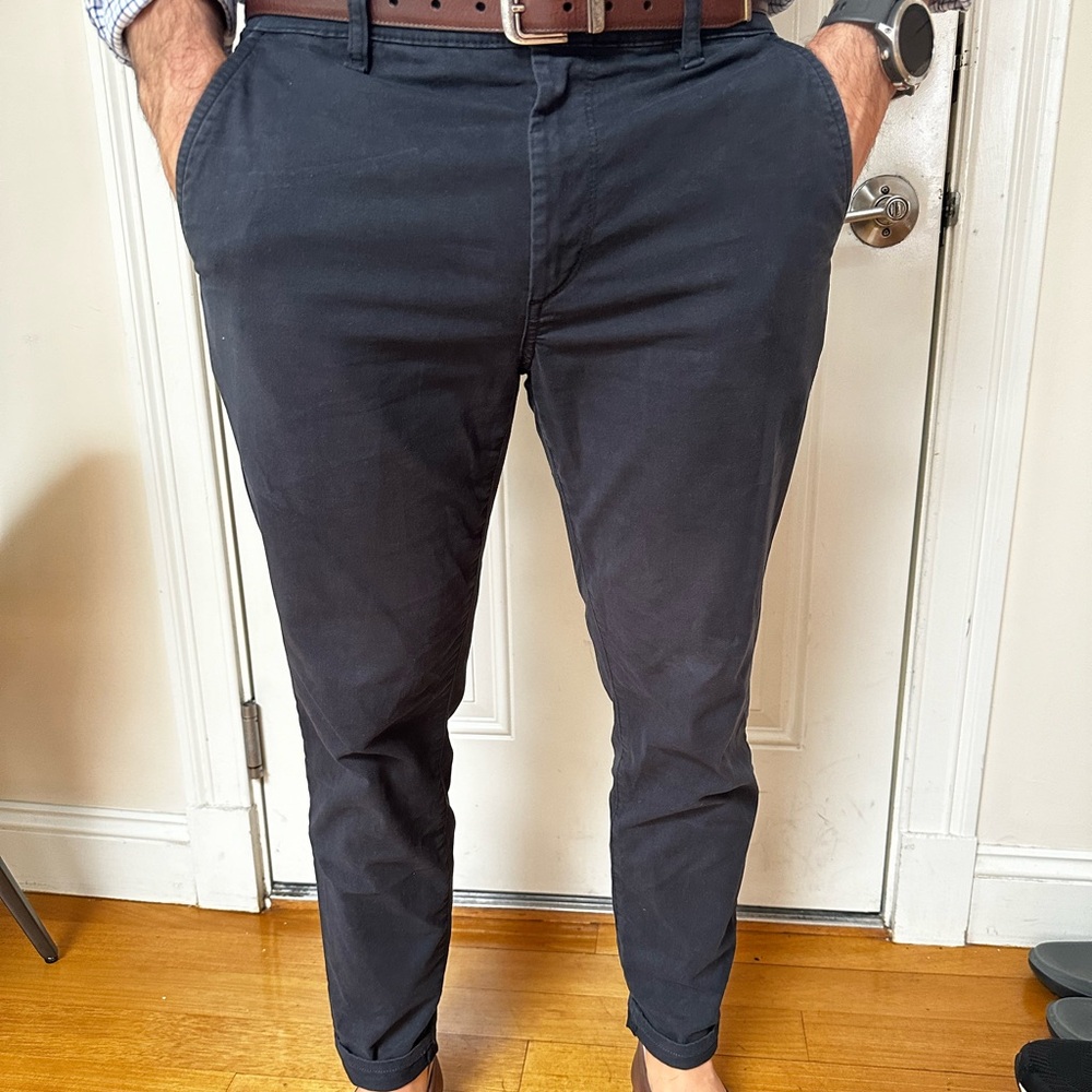 Men’s Rag and bone navy chino, size 31x30. Skinny.